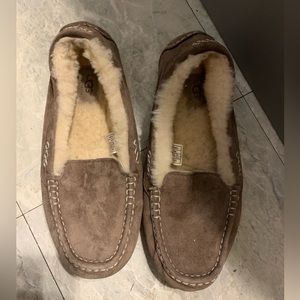 UGG Moccasin Dark Brown Size 10